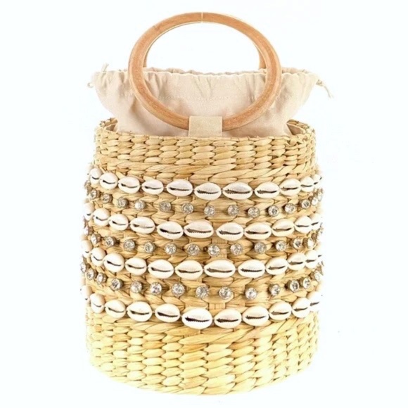 Poolside Raffia conch and crystal bucket bag - Picture 5 of 5